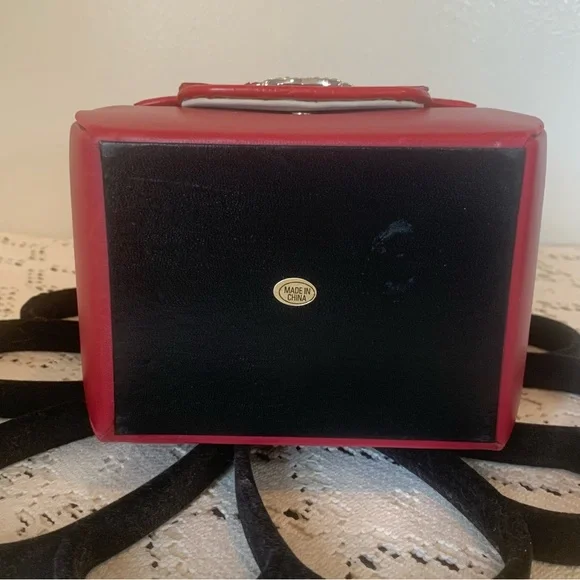 Vintage Wolf Designs Mini Bag / Jewelry Case - Picture 7 of 9